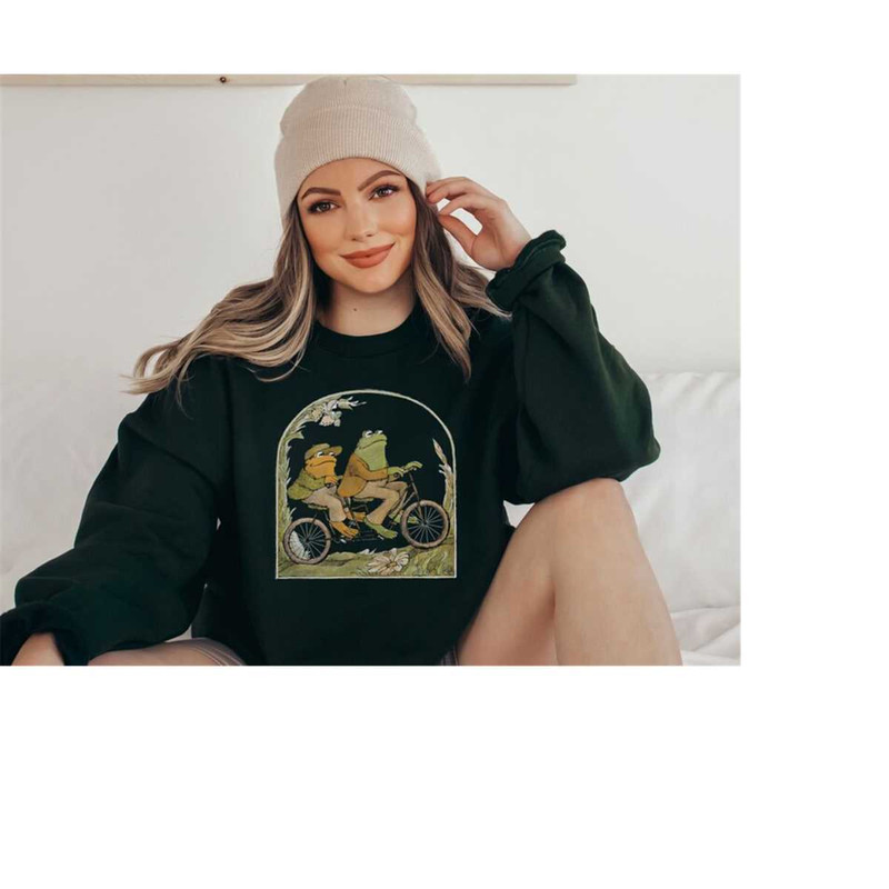 MR-1310202382421-vintage-classic-book-sweatshirt-gift-frog-and-toad-crewneck-image-1.jpg