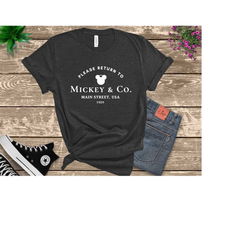 MR-13102023104929-disney-mickey-and-co-shirt-mickey-and-co-shirt-disney-image-1.jpg