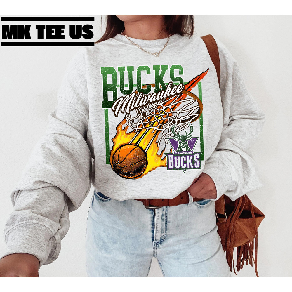 Milwaukee Buck, Vintage Milwaukee Buck Sweatshirt T-Shirt, Buck Sweater, Buck T-Shirt, Vintage Basketball Fan Shirt.jpg