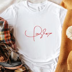 Taylor Swift Signature Fan Lover Gift Idea For Men Women Birthday Gift Unisex Tshirt Sweatshirt Hoodie Shirt