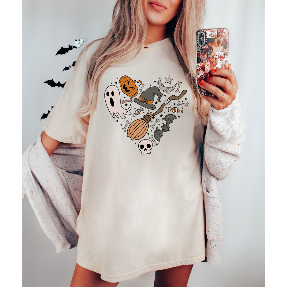 I Love Halloween Shirt, Spooky Heart Sweatshirt, Witchy Shirts, Pumpkin Shirts, Witches Broom Tee, Spooky Vibes, Witch Vibes, Halloween Gift.jpg