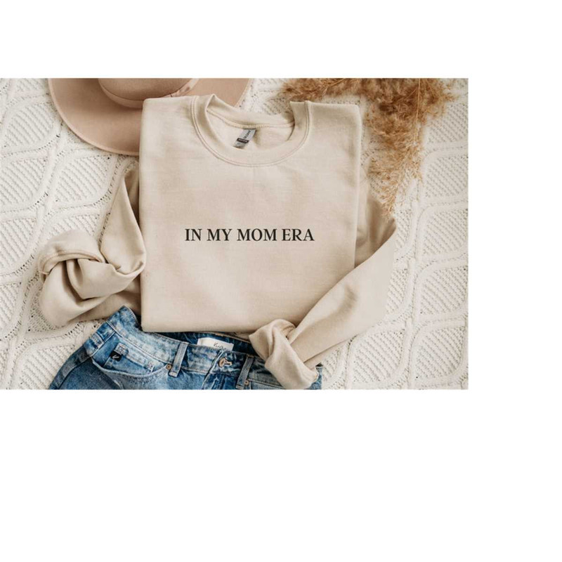 MR-16102023925-in-my-mom-era-shirt-for-mom-gift-for-mothers-day-mama-image-1.jpg
