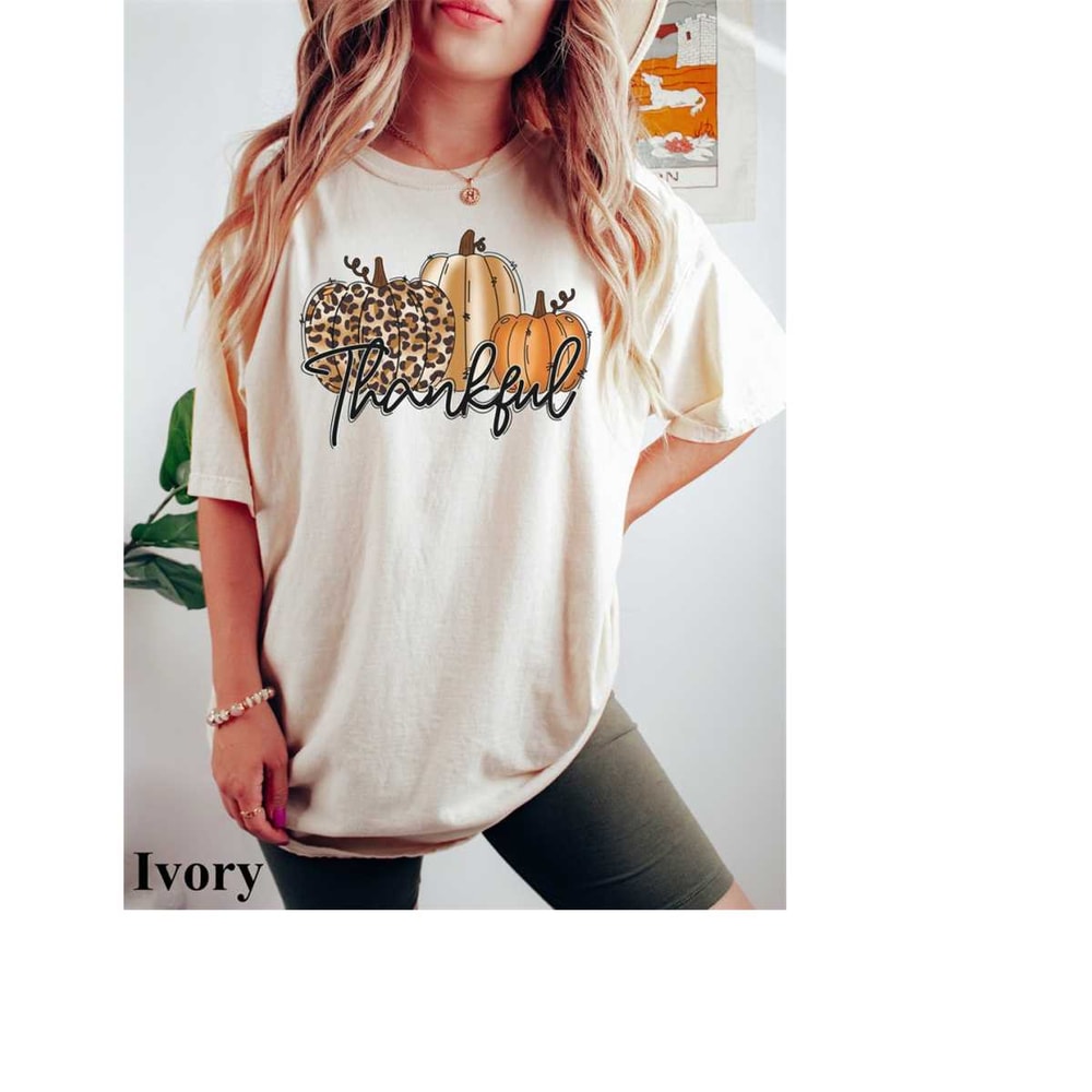 MR-1610202310013-comfort-colors-thankful-pumpkins-tshirt-leopard-thanksgiving-ivory.jpg