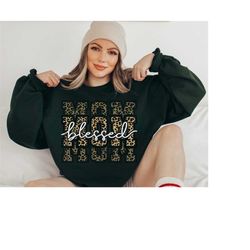 mom sweatshirt, mama sweatshirt, cheetah mama sweatshirt, birthday gifts for mom, mother's day gift, leopard mama sweats
