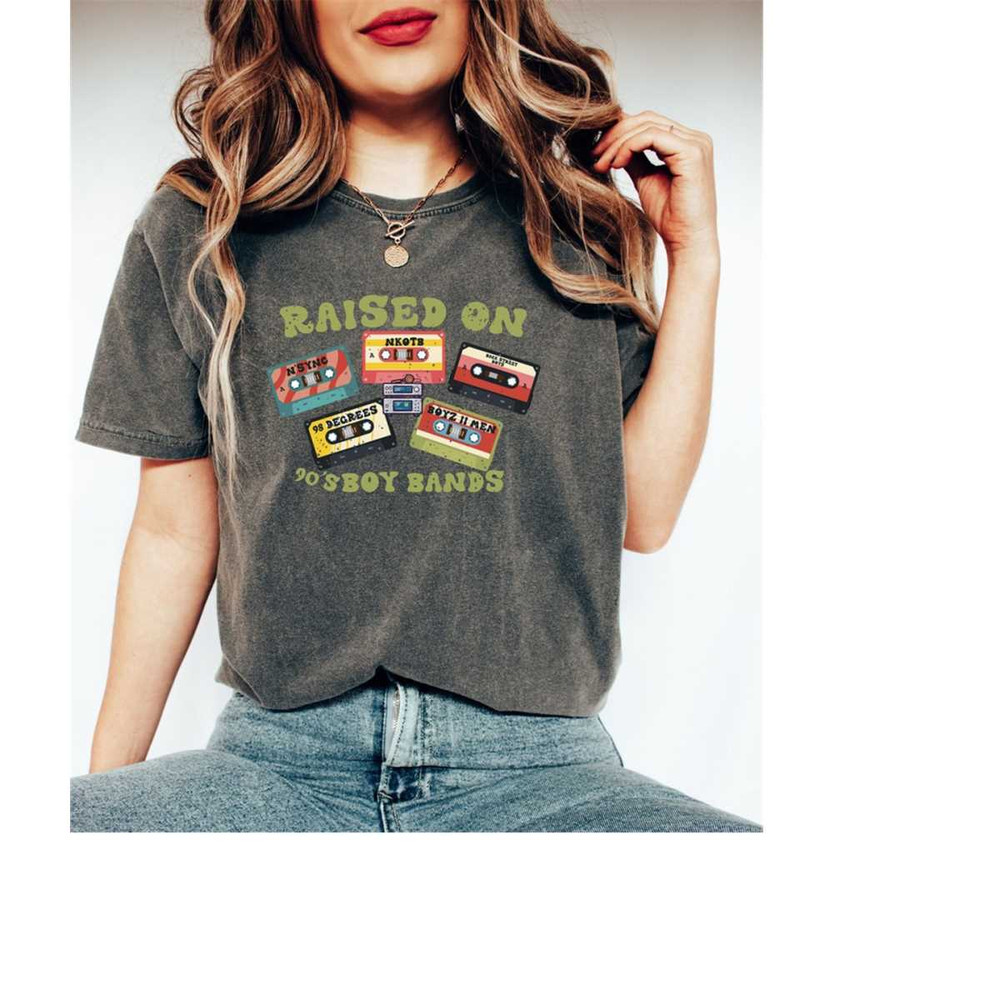 MR-16102023113719-comfort-colors-raised-on-90s-boy-bands-shirt-millennial-image-1.jpg