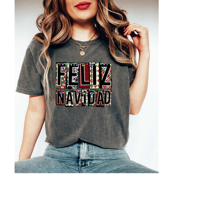 MR-16102023161958-feliz-navidad-spanish-merry-christmas-crewneck-t-shirt-image-1.jpg