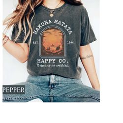 comfort colors hakuna matata tee, happy co, retro disney lion king shirt, animal kingdom shirt, disney safari shirt, dis