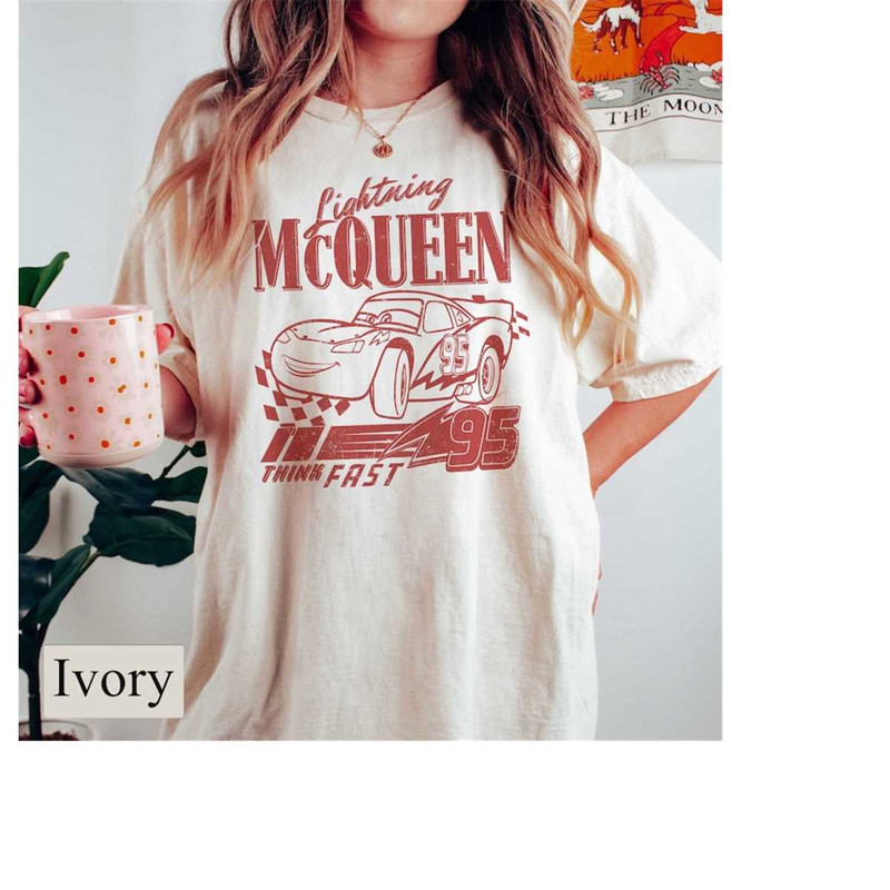 MR-17102023151058-comfort-colors-retro-lightning-mcqueen-t-shirt-disney-cars-image-1.jpg
