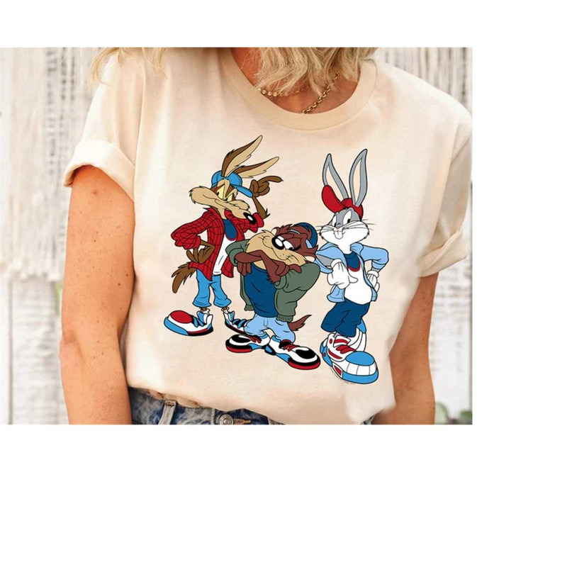 MR-171020231809-looney-tunes-wiley-bugs-taz-logo-classic-t-shirt-bugs-image-1.jpg