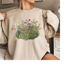 Flower Botanical Shirt, Vintage Flower Shirt, Gardener Gift, Wildflower Shirt, Gift For Women