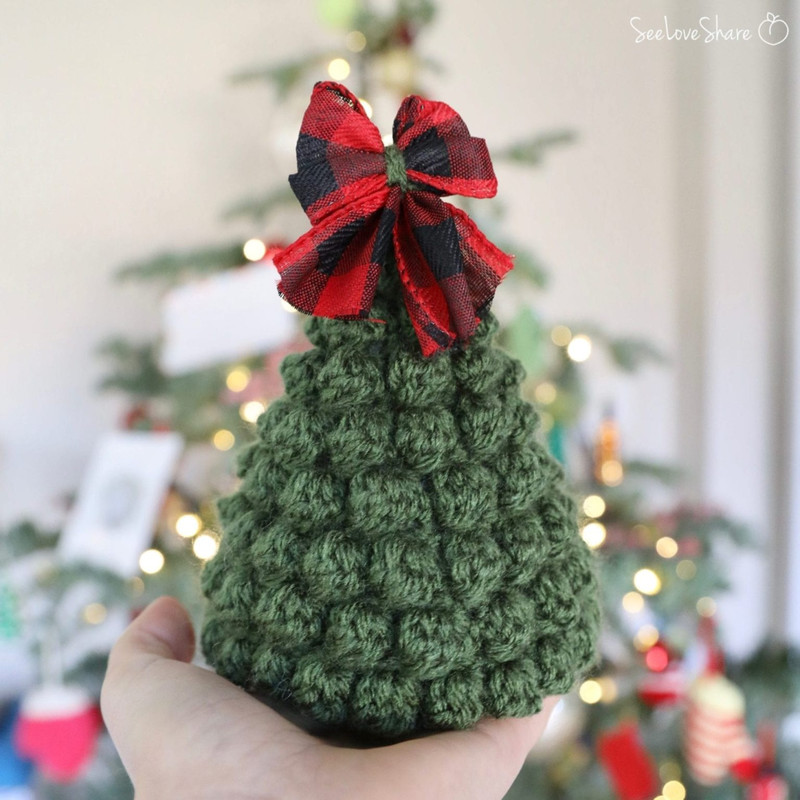 Mini-Crochet-Christmas-Tree-scaled-1536x1536.jpg