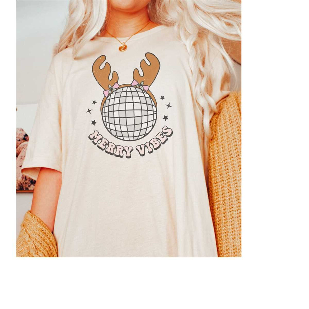 MR-19102023144131-groovy-merry-vibes-shirt-disco-ball-retro-christmas-shirt-natural.jpg