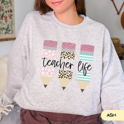 retro teacher life sweatshirt, teacher appreciation gift, team teacher shirt, back to school, new teacher gift,elementar