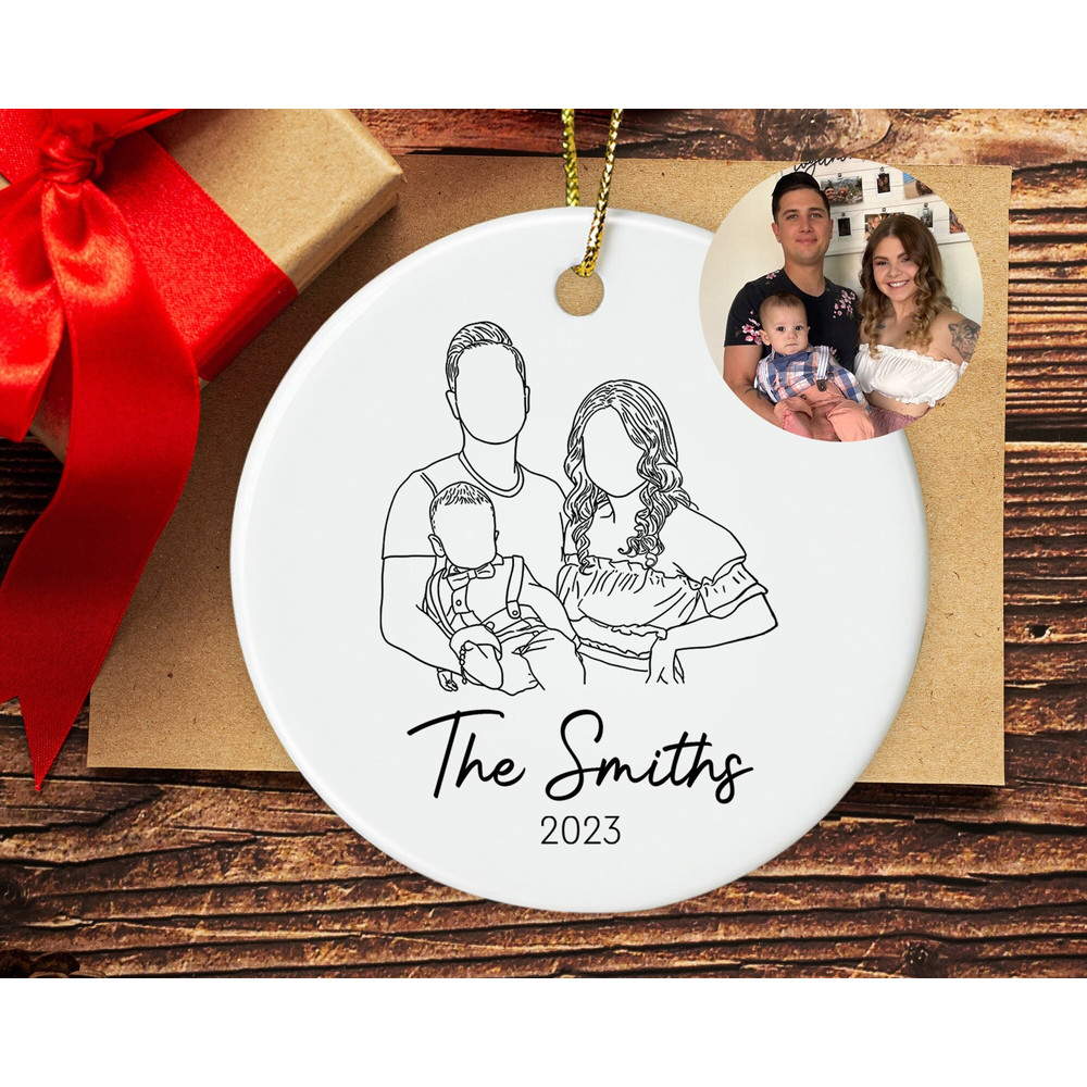 Custom Photo Ornament with Outline, Personalized Family Portrait Ornament with Photo, Christmas 2023 Ornament, Christmas Family Keepsake - 2.jpg