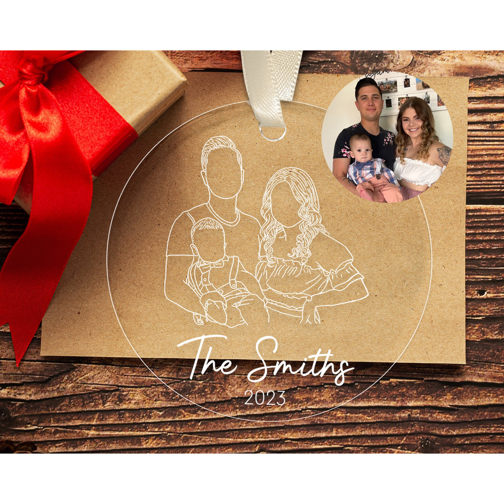 Custom Photo Ornament with Outline, Personalized Family Portrait Ornament with Photo, Christmas 2023 Ornament, Christmas Family Keepsake - 6.jpg