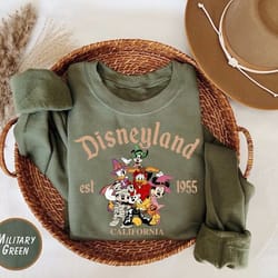 magical land halloween sweatshirt, disneyland halloween sweatshirt, mickey and friends sweatshirt, disneyland mickey hal