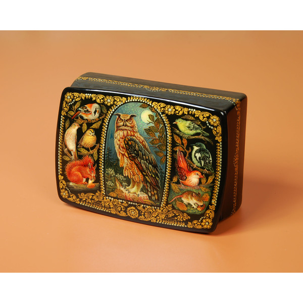 Animals painted lacquer box