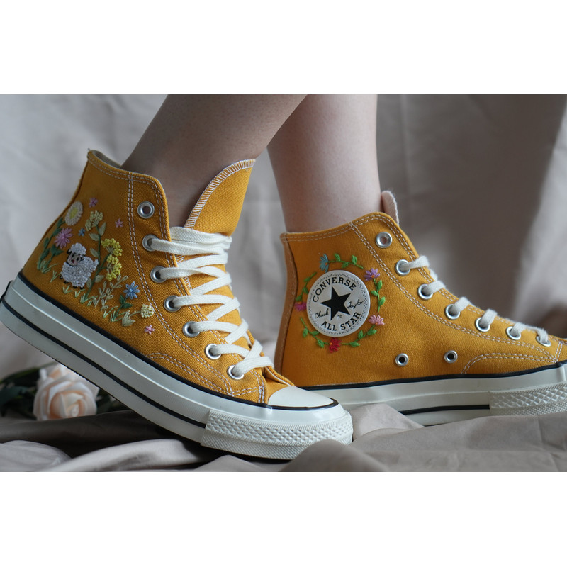 Custom Embroidery Shoes, Flower Converse Handmade, Women's Shoes, Wedding Gift, Converse Hi Chuck 1970s, Wedding Sneakers, Valentine Gift - 7.jpg