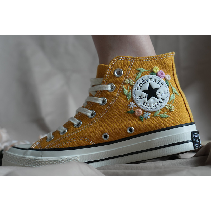 Custom Embroidery Shoes, Flower Converse Handmade, Women's Shoes, Wedding Gift, Converse Hi Chuck 1970s, Wedding Sneakers, Valentine Gift - 5.jpg