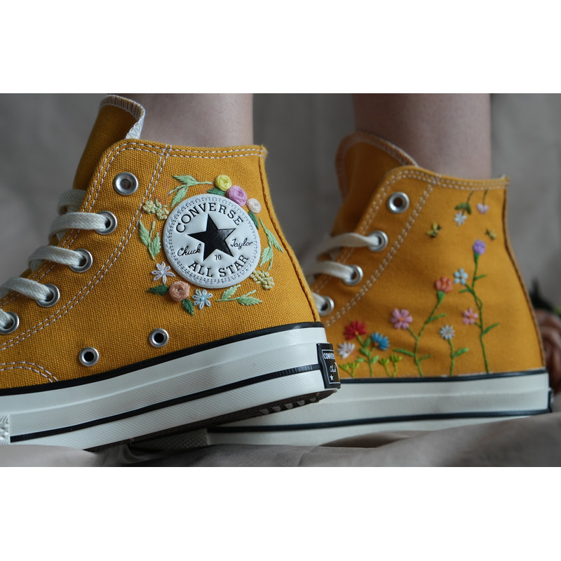 Custom Embroidery Shoes, Flower Converse Handmade, Women's Shoes, Wedding Gift, Converse Hi Chuck 1970s, Wedding Sneakers, Valentine Gift - 6.jpg