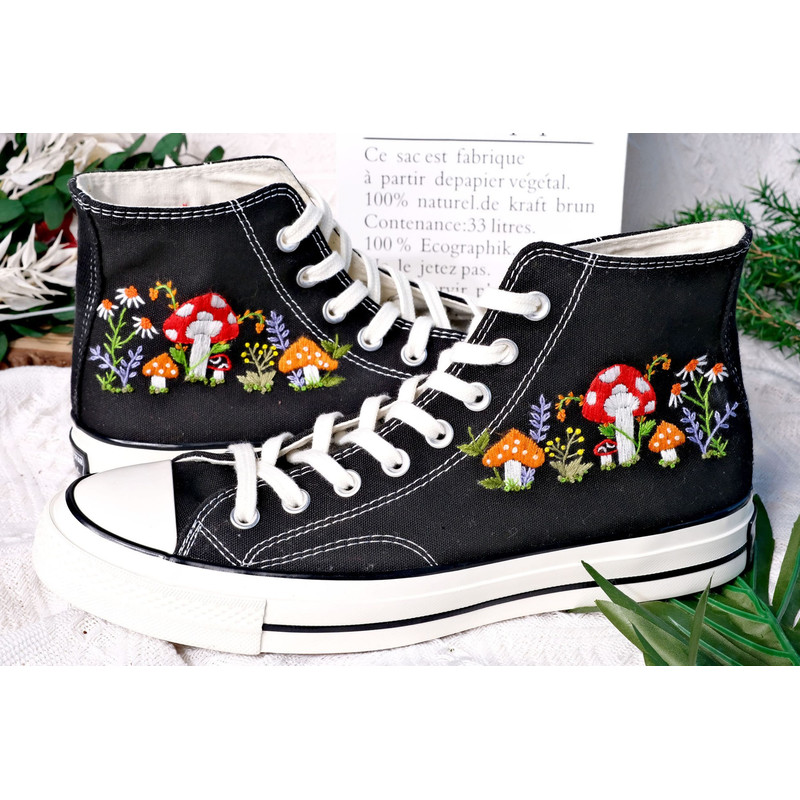 Custom Embroidery Shoes, Flower Converse Handmade, Women's Shoes, Wedding Gift, Converse Hi Chuck 1970s, Wedding Sneakers, Valentine Gift - 4.jpg