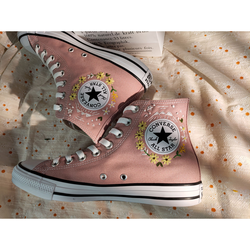 Custom Embroidery Shoes, Flower Converse Handmade, Women's Shoes, Wedding Gift, Converse Hi Chuck 1970s, Wedding Sneakers, Valentine Gift - 4.jpg