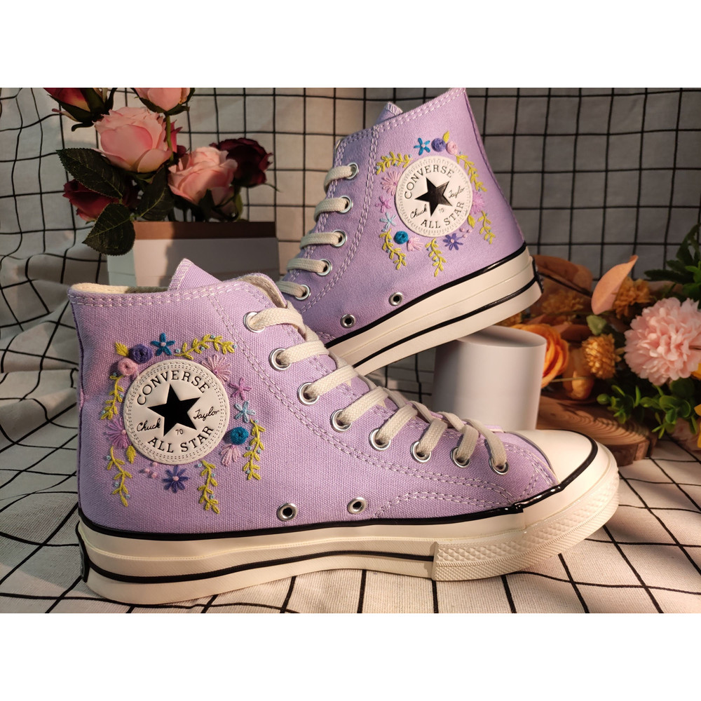 Custom Embroidery Shoes, Flower Converse Handmade, Women's Shoes, Wedding Gift, Converse Hi Chuck 1970s, Wedding Sneakers, Valentine Gift - 5.jpg