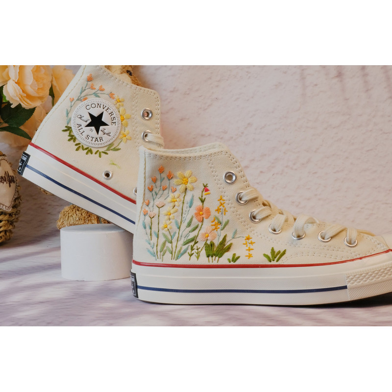 Custom Embroidery Shoes, Flower Converse Handmade, Women's Shoes, Wedding Gift, Converse Hi Chuck 1970s, Wedding Sneakers, Valentine Gift - 4.jpg