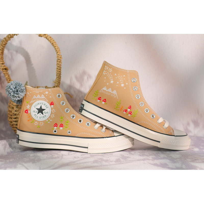 Custom Embroidery Shoes, Flower Converse Handmade, Women's Shoes, Wedding Gift, Converse Hi Chuck 1970s, Wedding Sneakers, Valentine Gift - 2.jpg