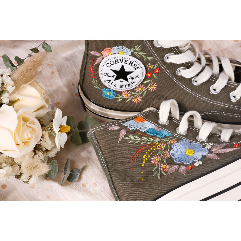 Custom Embroidery Shoes, Flower Converse Handmade, Women's Shoes, Wedding Gift, Converse Hi Chuck 1970s, Wedding Sneakers, Valentine Gift - 2.jpg