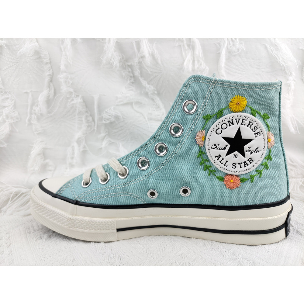 Custom Embroidery Shoes, Flower Converse Handmade, Women's Shoes, Wedding Gift, Converse Hi Chuck 1970s, Wedding Sneakers, Valentine Gift - 5.jpg