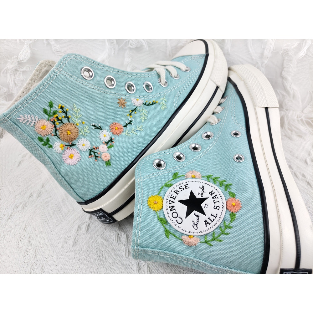 Custom Embroidery Shoes, Flower Converse Handmade, Women's Shoes, Wedding Gift, Converse Hi Chuck 1970s, Wedding Sneakers, Valentine Gift - 6.jpg