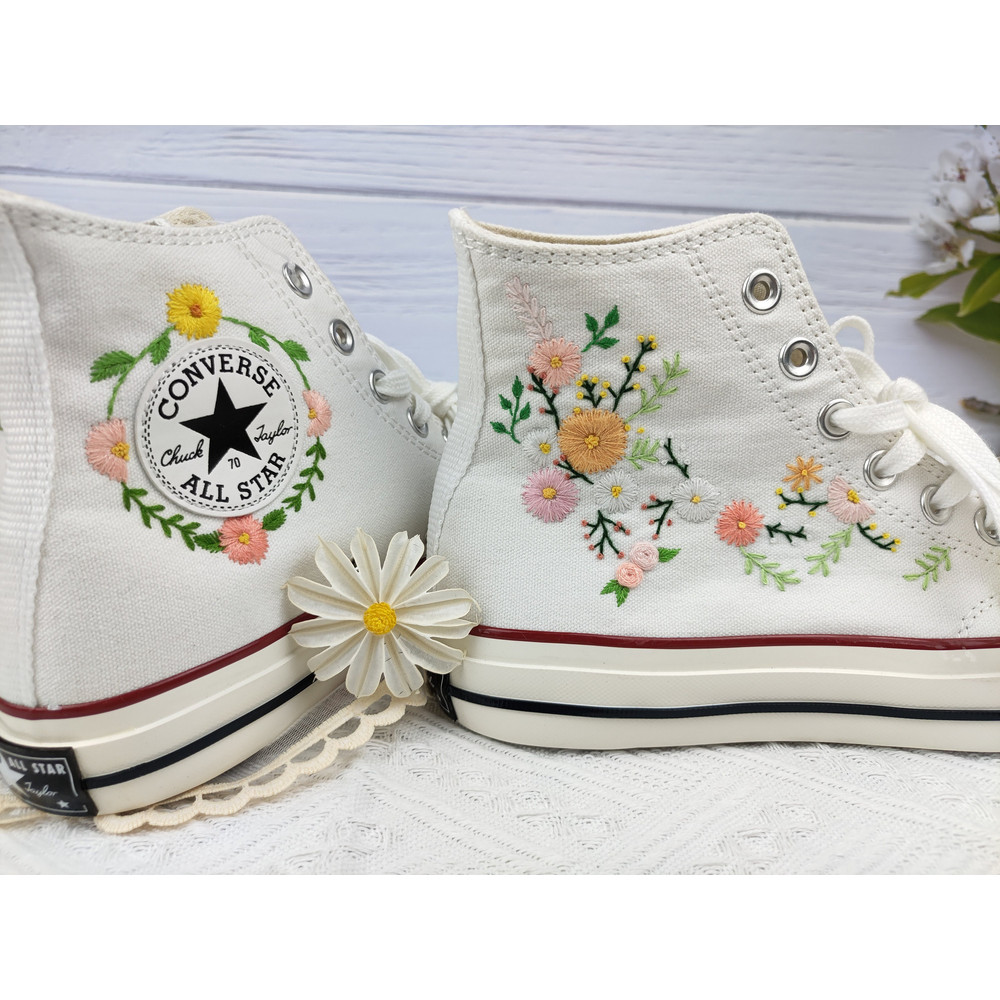 Custom Embroidery Shoes, Flower Converse Handmade, Women's Shoes, Wedding Gift, Converse Hi Chuck 1970s, Wedding Sneakers, Valentine Gift - 8.jpg
