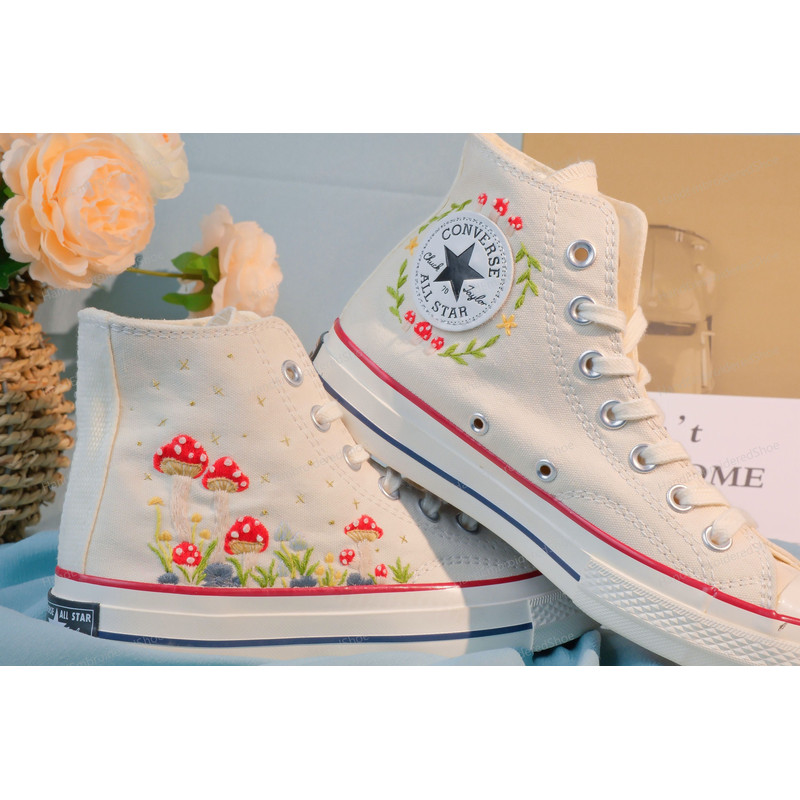 Custom Embroidery Shoes, Flower Converse Handmade, Women's Shoes, Wedding Gift, Converse Hi Chuck 1970s, Wedding Sneakers, Valentine Gift - 4.jpg