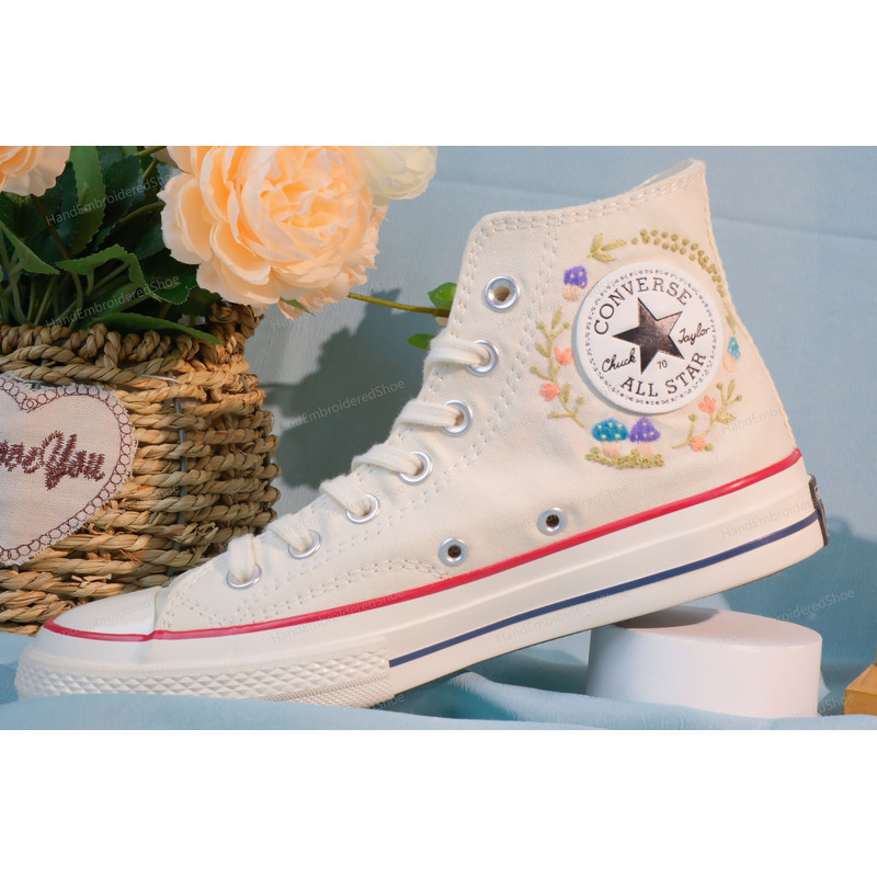 Custom Embroidery Shoes, Flower Converse Handmade, Women's Shoes, Wedding Gift, Converse Hi Chuck 1970s, Wedding Sneakers, Valentine Gift - 7.jpg