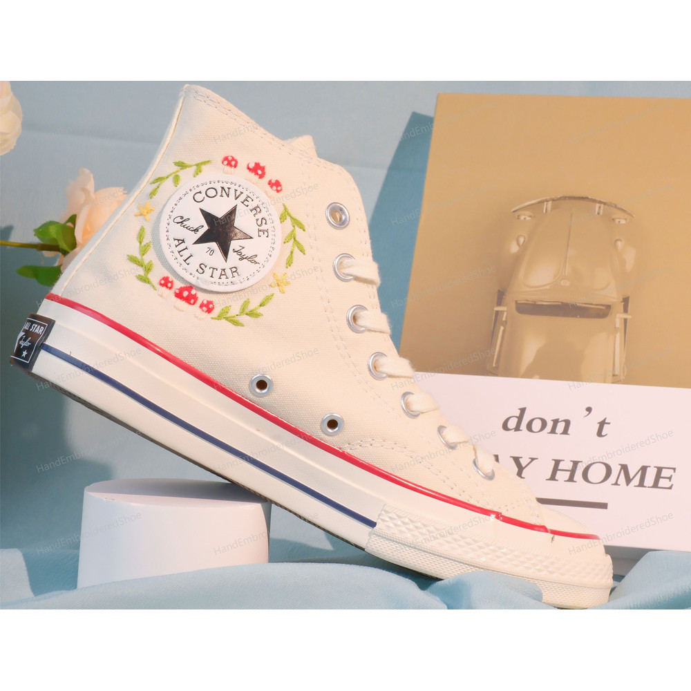 Custom Embroidery Shoes, Flower Converse Handmade, Women's Shoes, Wedding Gift, Converse Hi Chuck 1970s, Wedding Sneakers, Valentine Gift - 7.jpg