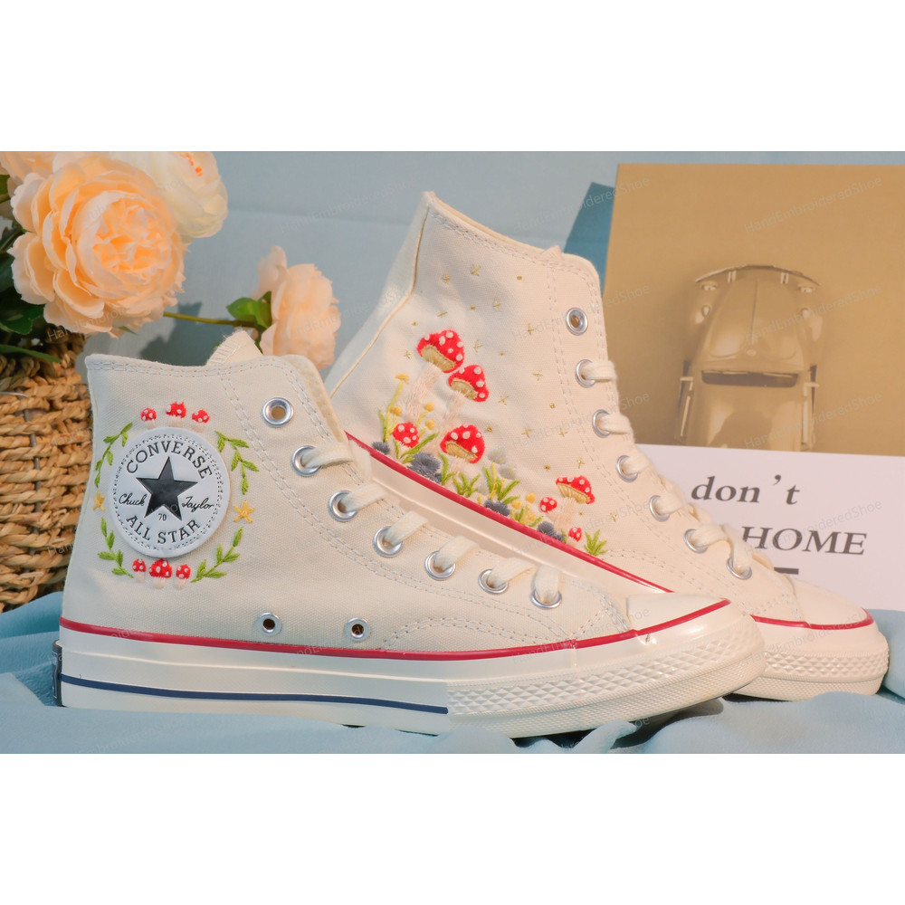 Custom Embroidery Shoes, Flower Converse Handmade, Women's Shoes, Wedding Gift, Converse Hi Chuck 1970s, Wedding Sneakers, Valentine Gift - 8.jpg