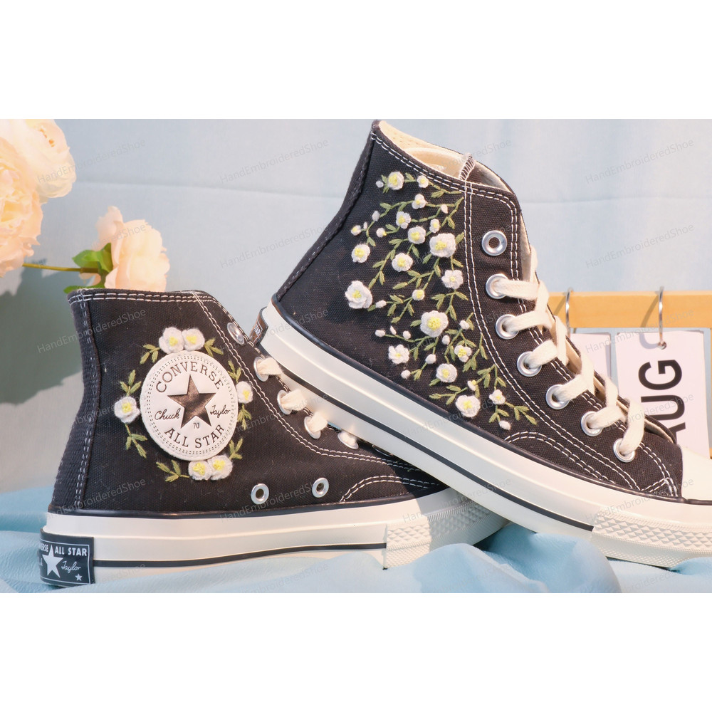Custom Embroidery Shoes, Flower Converse Handmade, Women's Shoes, Wedding Gift, Converse Hi Chuck 1970s, Wedding Sneakers, Valentine Gift - 6.jpg