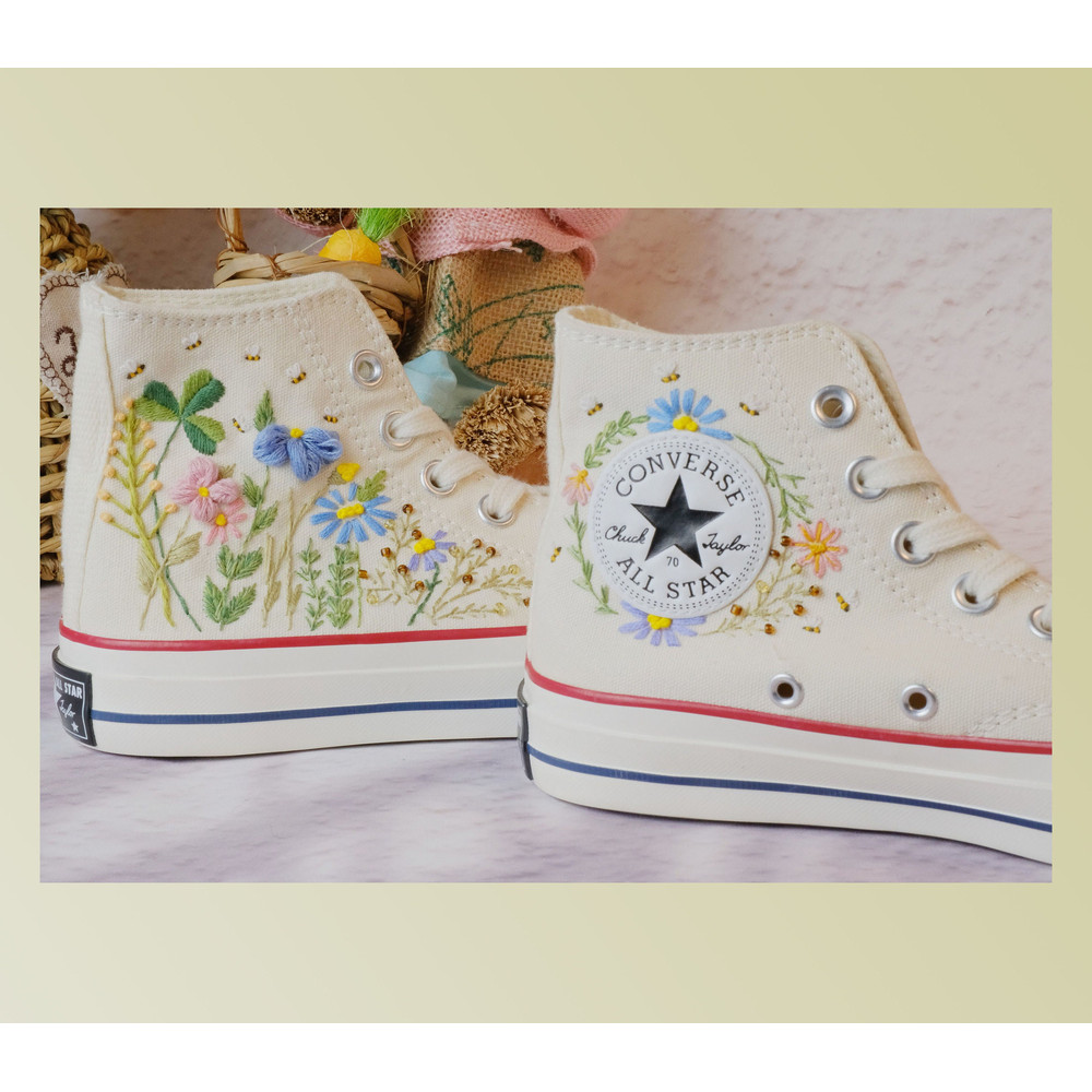 Custom Embroidery Shoes, Flower Converse Handmade, Women's Shoes, Wedding Gift, Converse Hi Chuck 1970s, Wedding Sneakers, Valentine Gift - 1.jpg