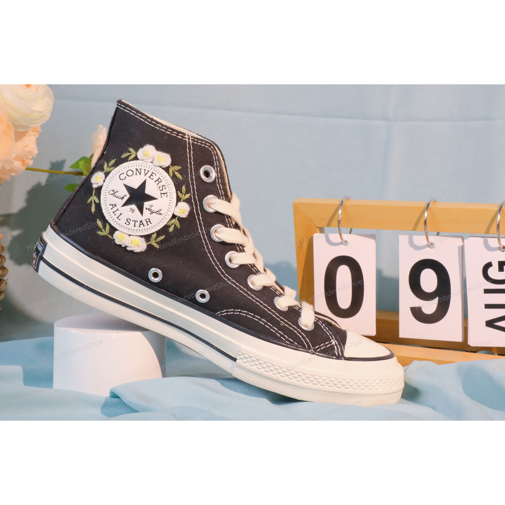 Custom Embroidery Shoes, Flower Converse Handmade, Women's Shoes, Wedding Gift, Converse Hi Chuck 1970s, Wedding Sneakers, Valentine Gift - 7.jpg