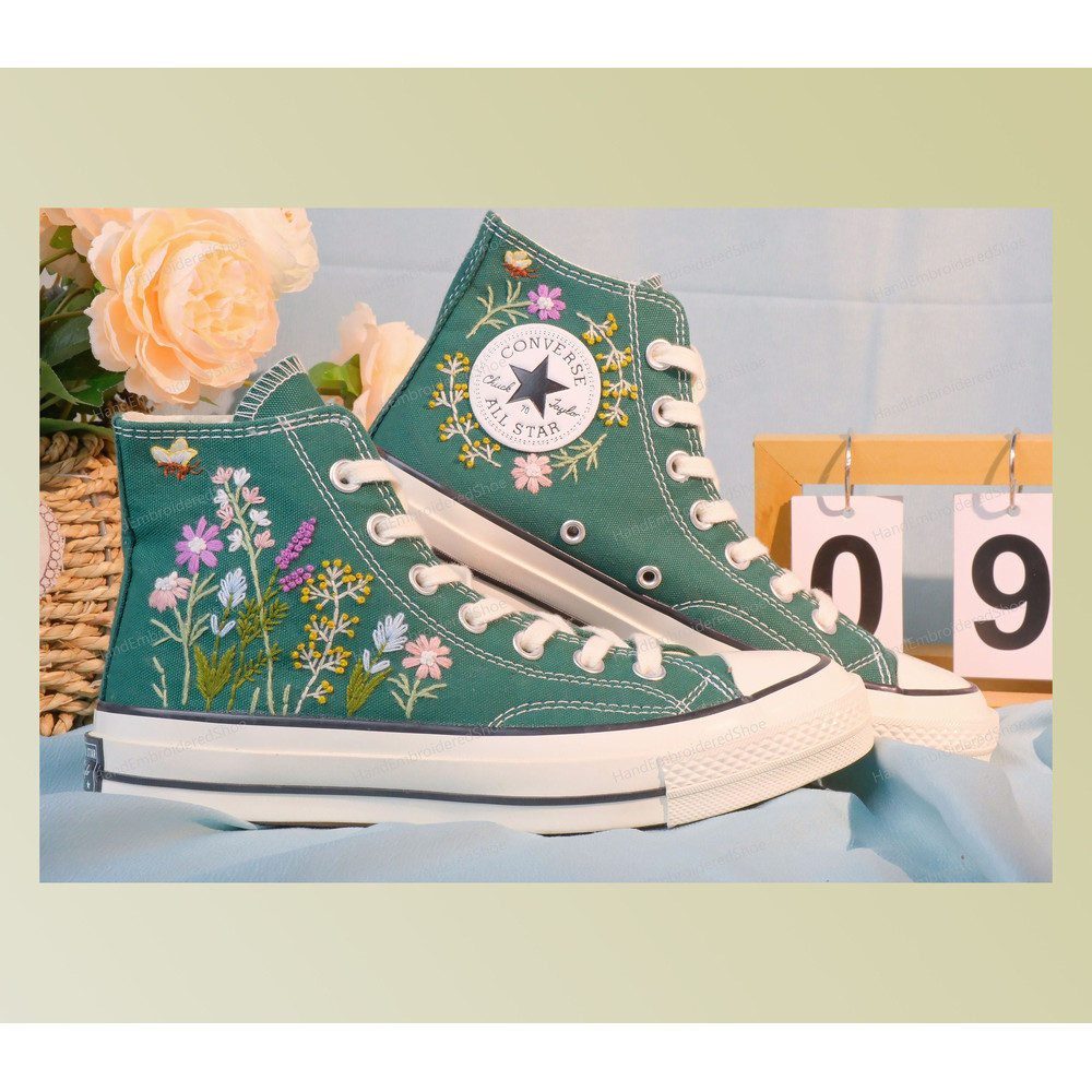 Custom Embroidery Shoes, Flower Converse Handmade, Women's Shoes, Wedding Gift, Converse Hi Chuck 1970s, Wedding Sneakers, Valentine Gift - 1.jpg