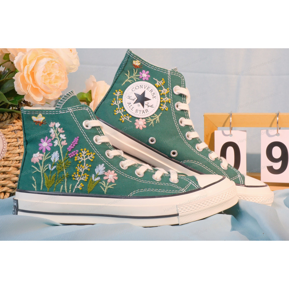 Custom Embroidery Shoes, Flower Converse Handmade, Women's Shoes, Wedding Gift, Converse Hi Chuck 1970s, Wedding Sneakers, Valentine Gift - 2.jpg