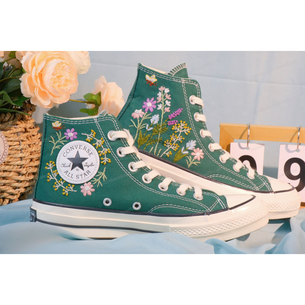 Custom Embroidery Shoes, Flower Converse Handmade, Women's Shoes, Wedding Gift, Converse Hi Chuck 1970s, Wedding Sneakers, Valentine Gift - 4.jpg