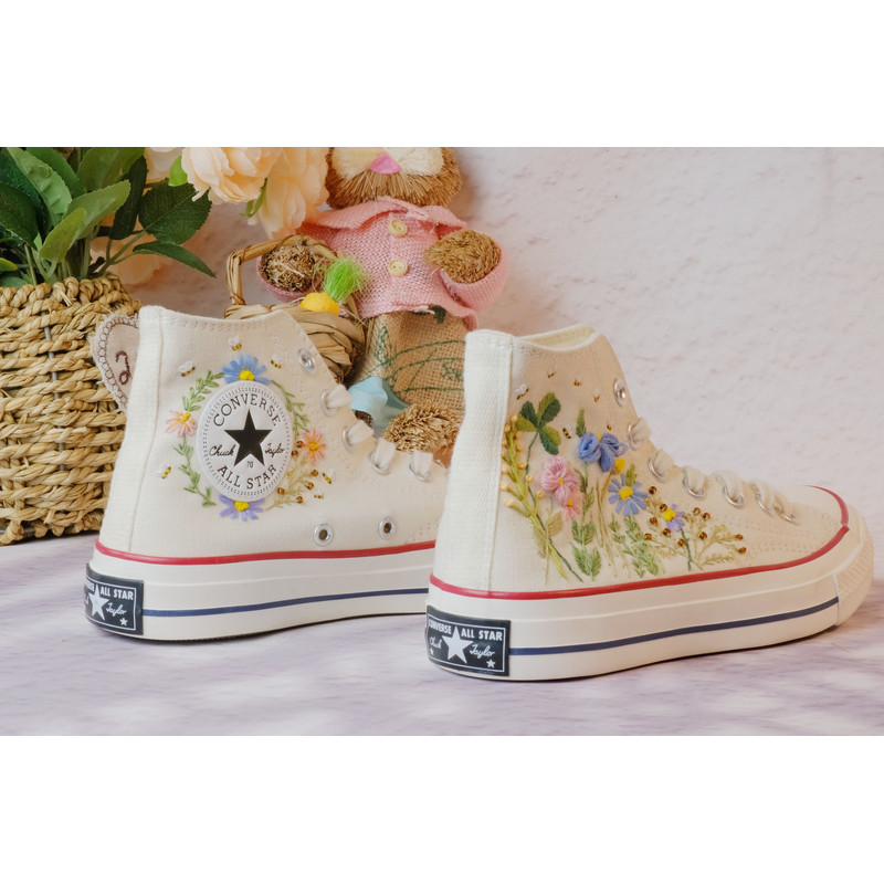 Custom Embroidery Shoes, Flower Converse Handmade, Women's Shoes, Wedding Gift, Converse Hi Chuck 1970s, Wedding Sneakers, Valentine Gift - 8.jpg