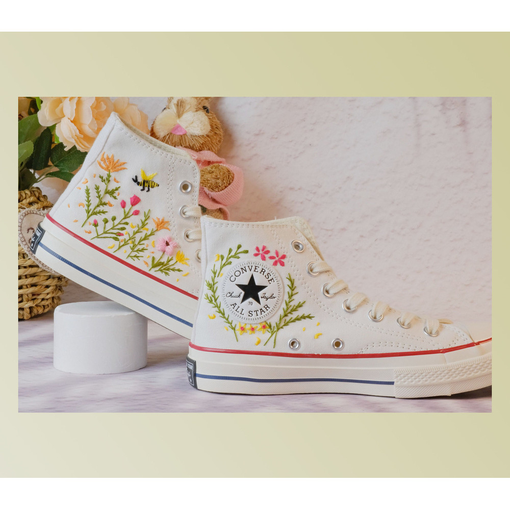 Custom Embroidery Shoes, Flower Converse Handmade, Women's Shoes, Wedding Gift, Converse Hi Chuck 1970s, Wedding Sneakers, Valentine Gift - 1.jpg