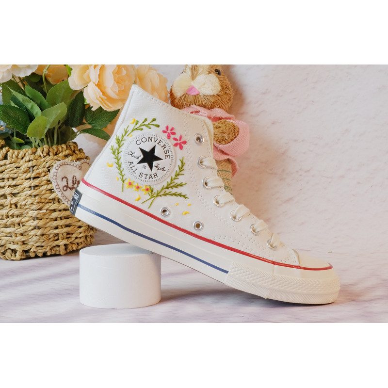 Custom Embroidery Shoes, Flower Converse Handmade, Women's Shoes, Wedding Gift, Converse Hi Chuck 1970s, Wedding Sneakers, Valentine Gift - 7.jpg