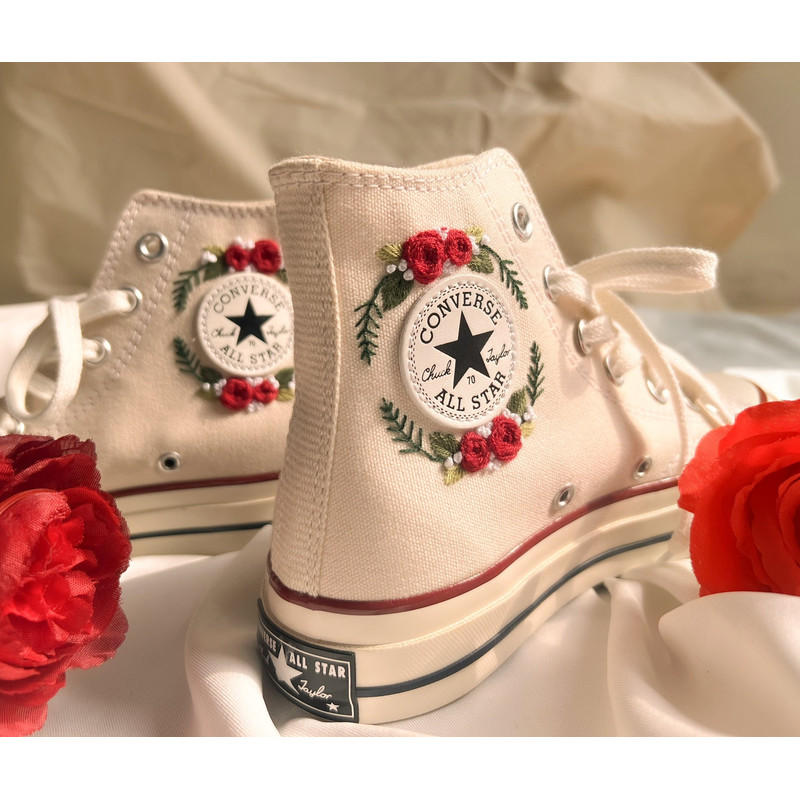 Custom Floral Embroidered Shoes, Handmade Embroidered Converse, Converse Custom, Converse Wreath Flower, Custom Flower Chuck Taylor 1970s - 9.jpg
