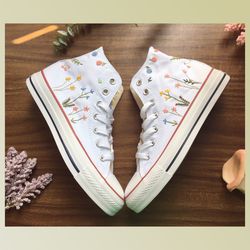 custom floral embroidered shoes, handmade embroidered converse, converse custom, converse wreath flower, custom flower c