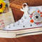 Custom Floral Embroidered Shoes, Handmade Embroidered Converse, Converse Custom, Converse Wreath Flower, Custom Flower Chuck Taylor 1970s - 10.jpg