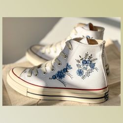 custom floral embroidered shoes, handmade embroidered converse, converse custom, converse wreath flower, custom flower c